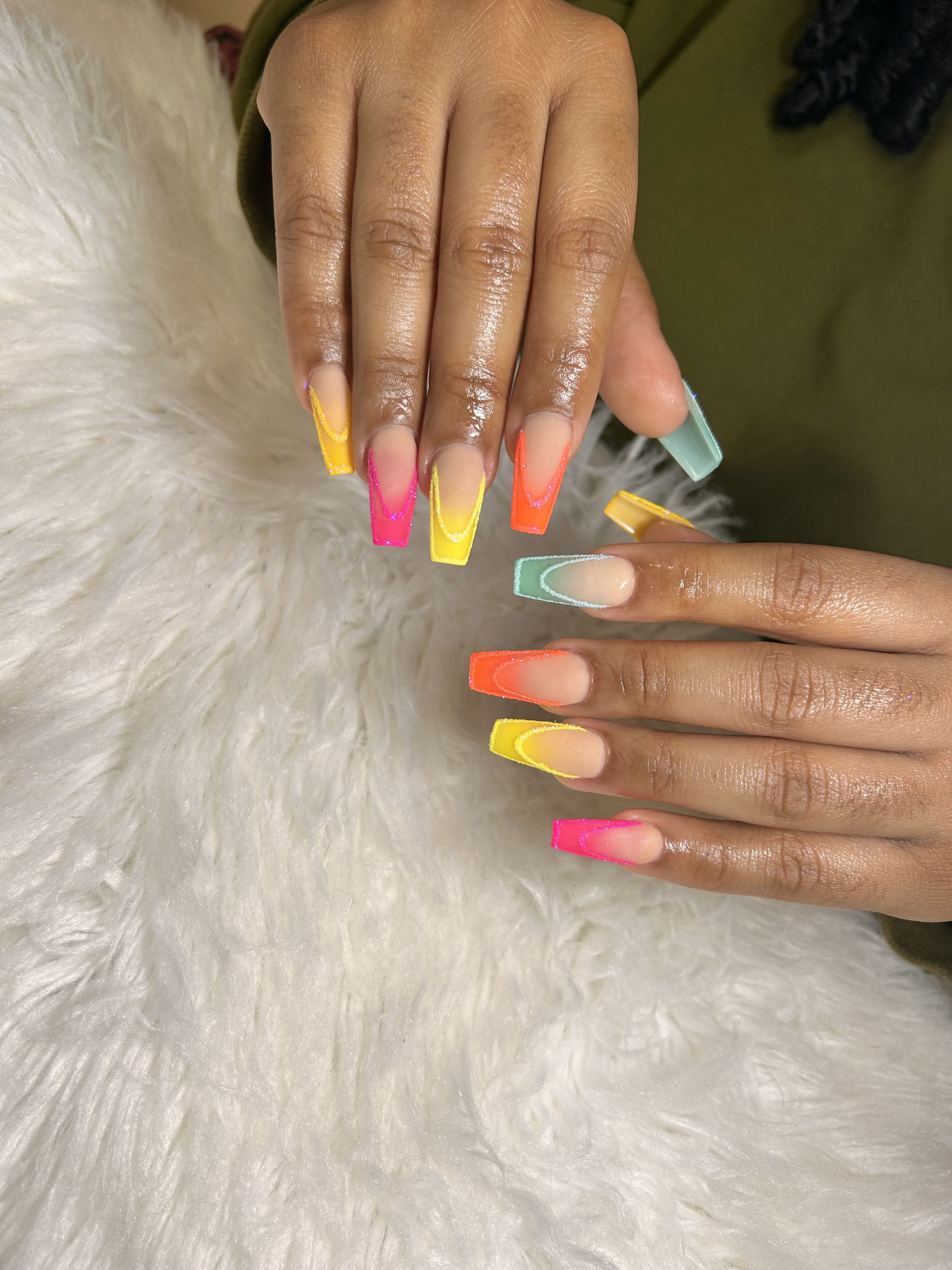 Long Baby color + double french pixie matte